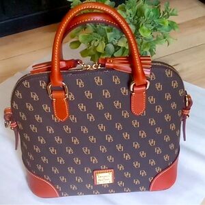 Dooney & Bourke Gretta Signature Handbag 👜 Gorgeous!!
